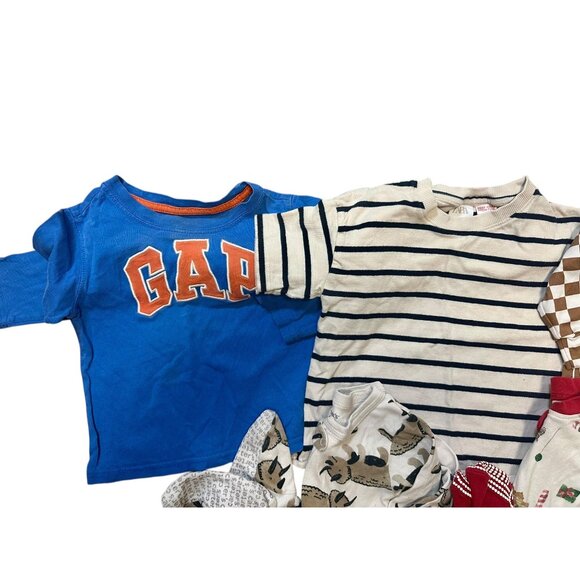 8-Piece Boys 18–24 Month Clothing Bundle | Baby Boden, Baby Gap, Zara, OshKosh - Picture 6 of 6